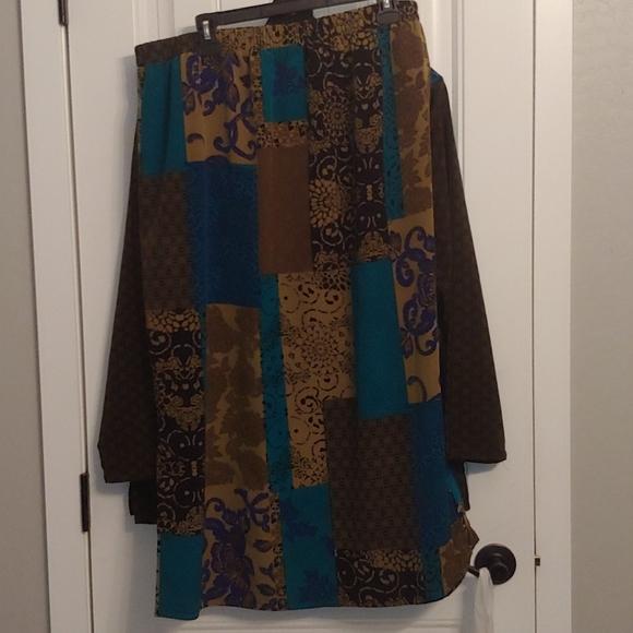 2 piece skirt set - Picture 4 of 5